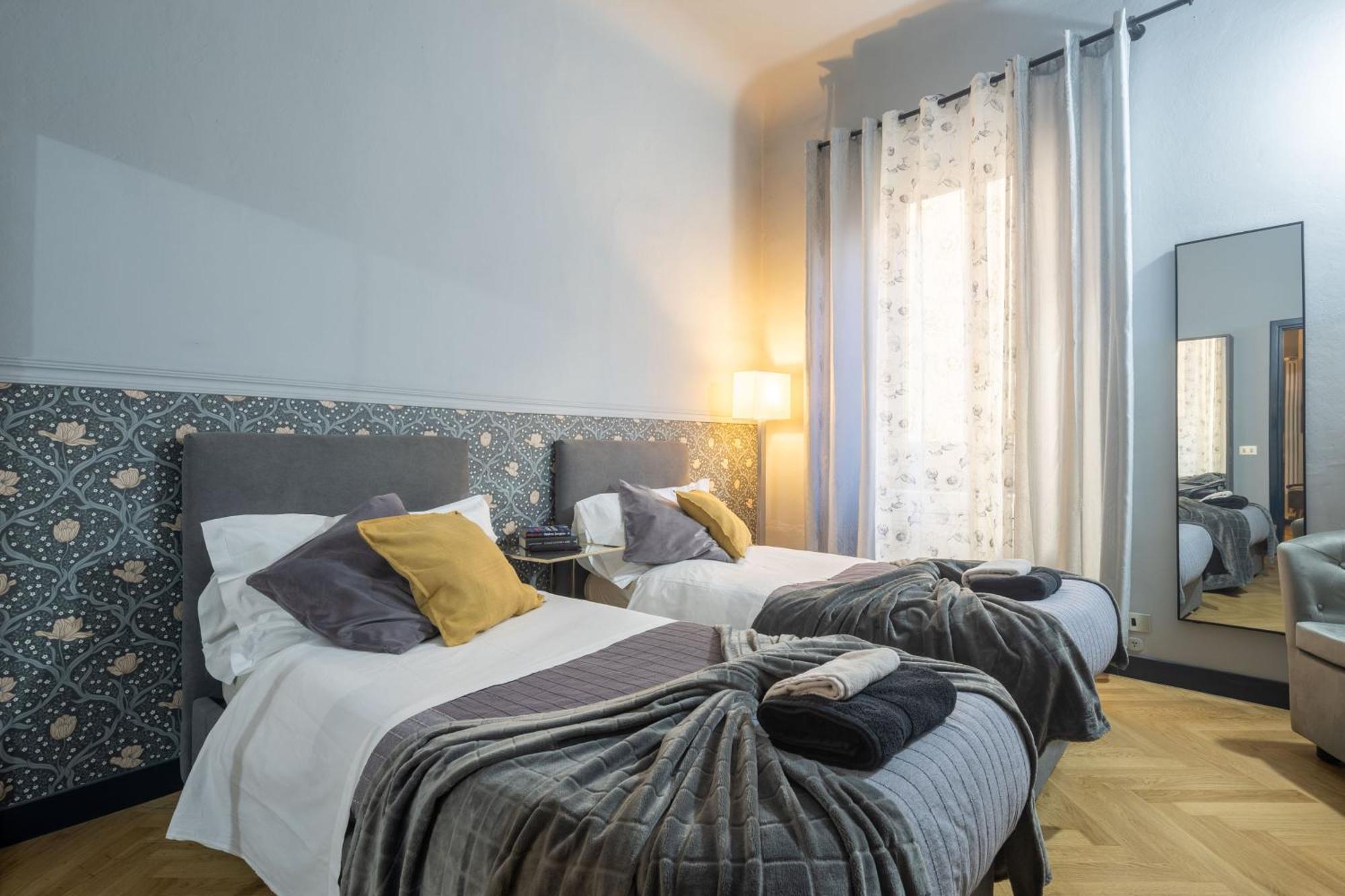 Tornabuoni - In Old Town Center Apartamento